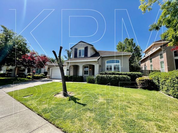 5879 Riverbank Cir