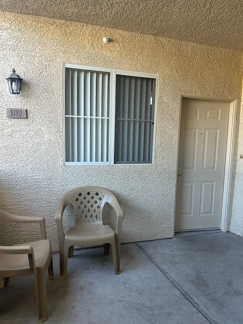 Building Photo - 7123 S Durango Dr #102