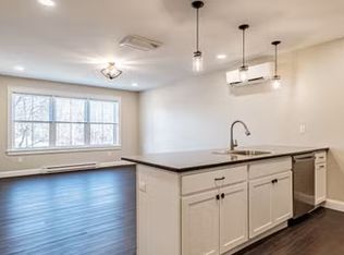 271 Main St #4, Bridgton, ME 04009