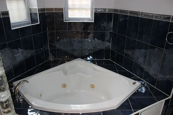 Rented by Owner | media 20