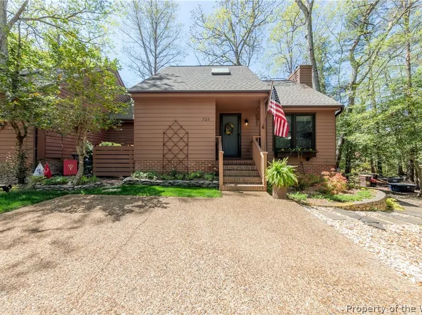 723 Autumn Cir, Williamsburg, VA 23188