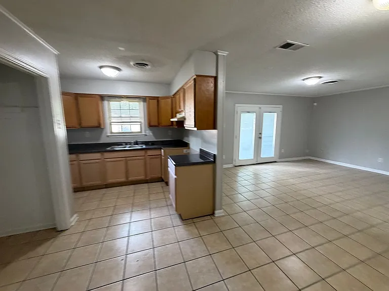 2780 Birchfield Cv — Photo 8