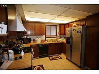 3rd image of 314 SE 155th Ave