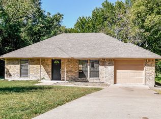 703 N Alamo Rd, Rockwall, TX 75087