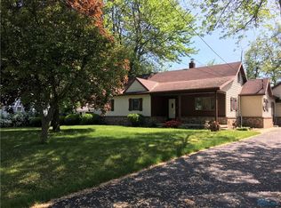 5718 Roberts Rd, Sylvania, OH 43560