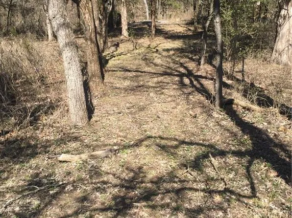 33 & 37 Sugar Lake Cv, Mound City, KS 66056