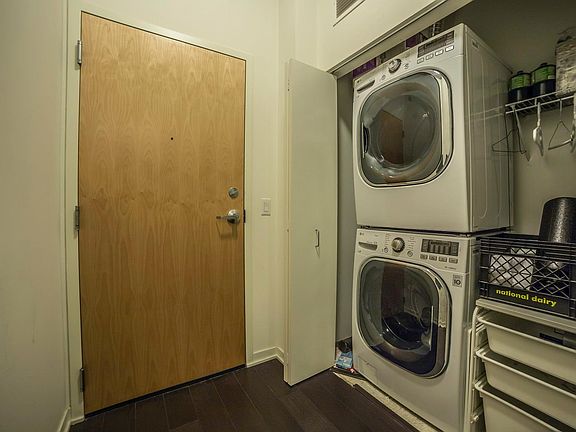 2nd image of 1345 S Wabash Ave Unit 407