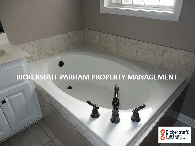 7455 McKee Rd — Photo 13