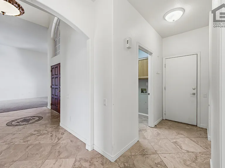 6288 W Rose Garden Ln — Photo 22