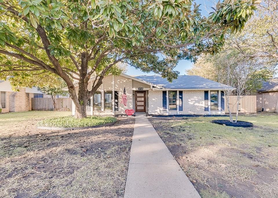 1st image of 2713 Peppertree Pl