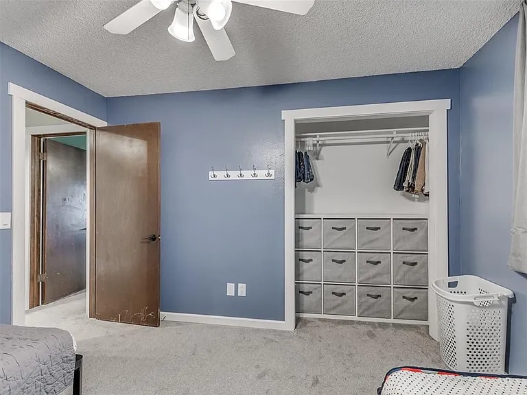 7225 Skylark Ln — Photo 18