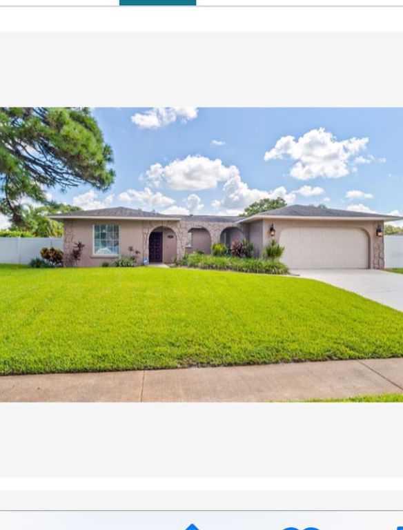 2211 42nd St W - Property Image