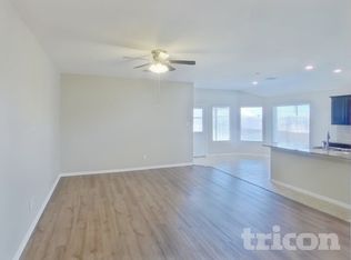 752 Rutherford Dr, Crowley, TX 76036