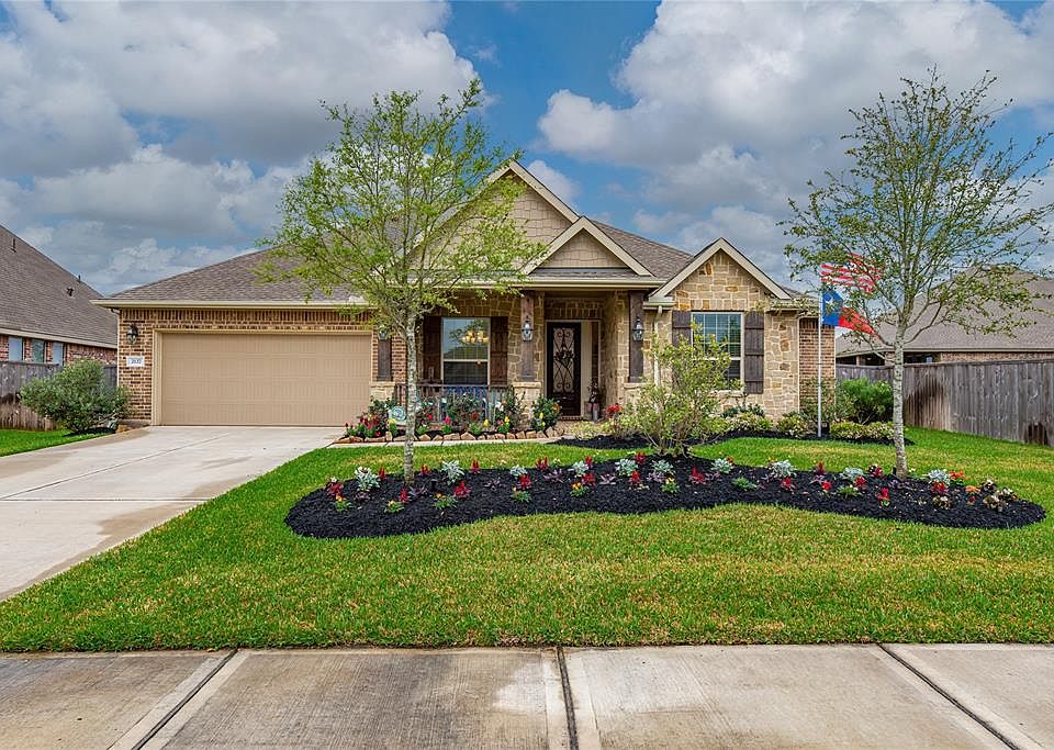 2nd image of 2127 Harbor Breeze Ln