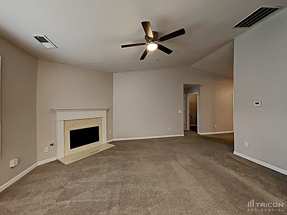 3rd image of 187 Lantana Dr