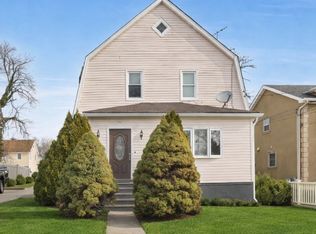 73 Fairview Ave, Teaneck Twp., NJ 07666