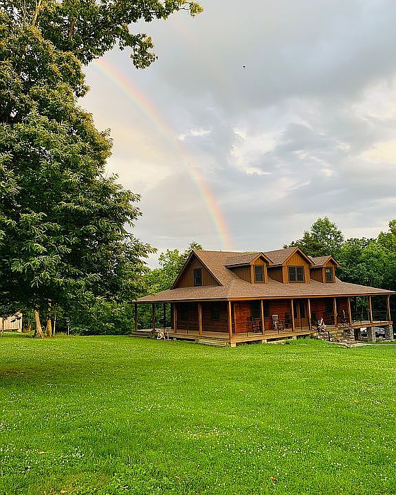 Country living close to town