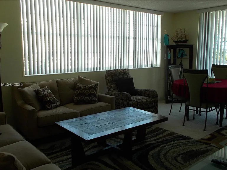 3161 S Ocean Dr #505 — Photo 4