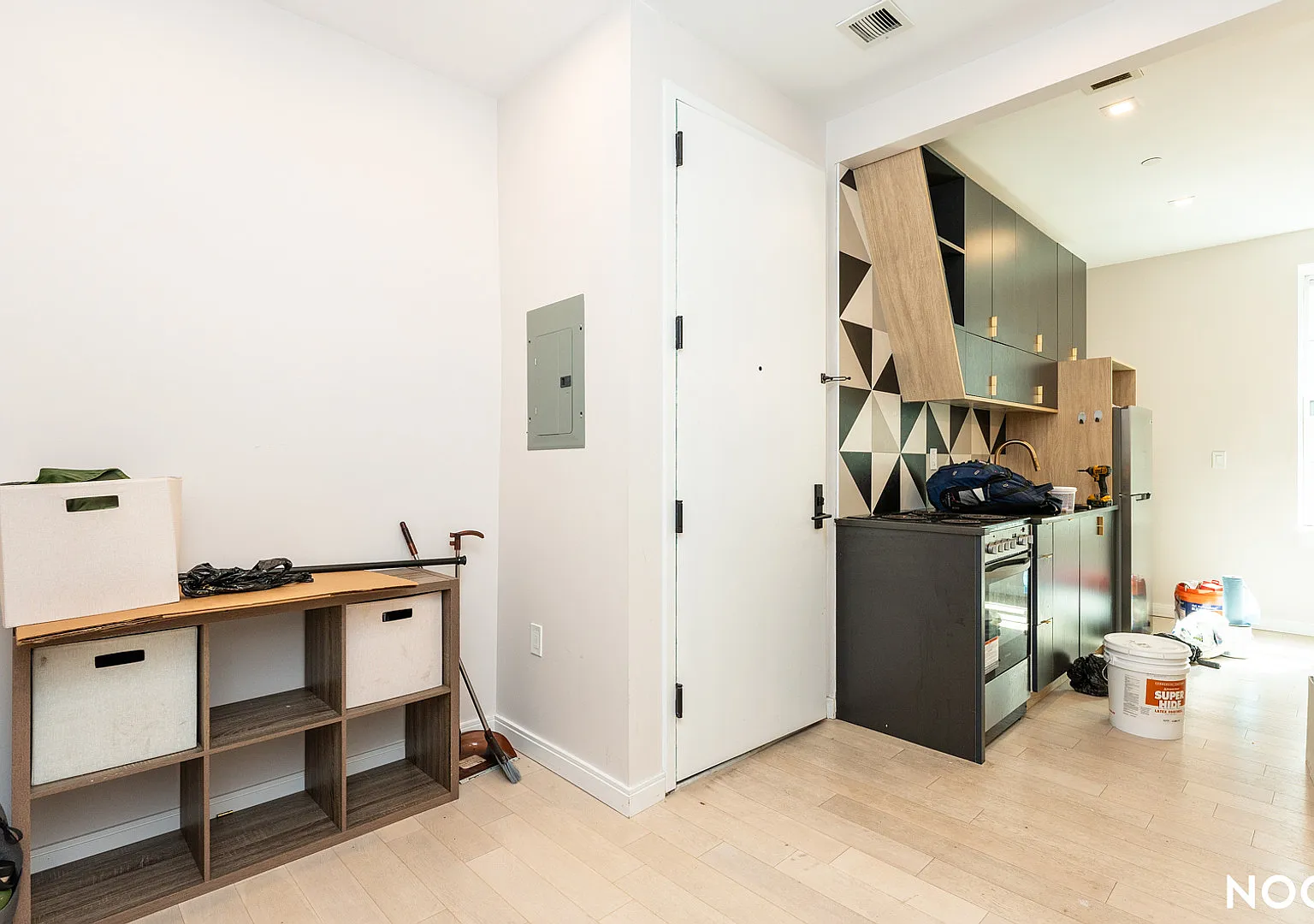 978 Kent Avenue — Photo 3
