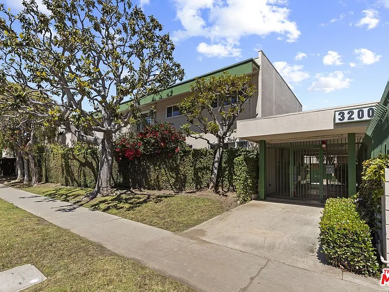 3200 S Sepulveda Blvd #J22 — Photo 22