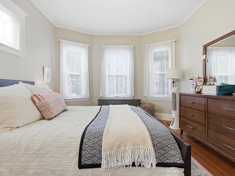 53 Grampian Way #1 — Photo 12