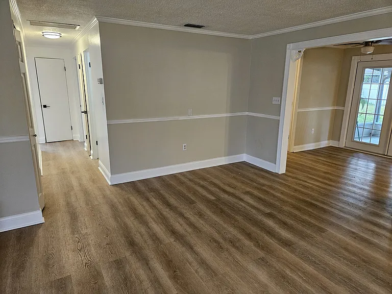 5350 Duncanwood Dr — Photo 29