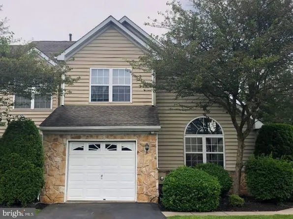 39 Hogan Way #46, Moorestown, NJ 08057