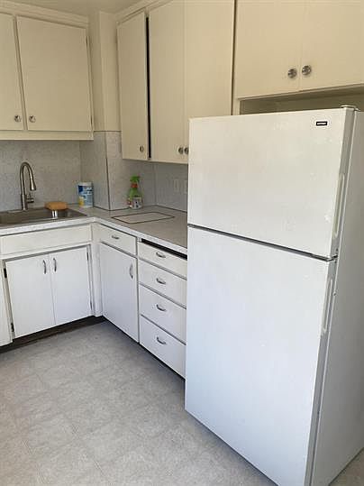 1st image of 4266 Winslow Pl N #10486078