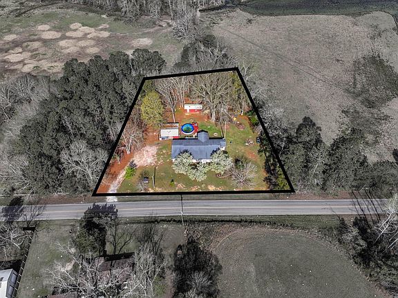 2nd image of 4327 Iron Hill Road