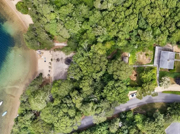 34 Tupelo Dr, Brewster, MA 02631