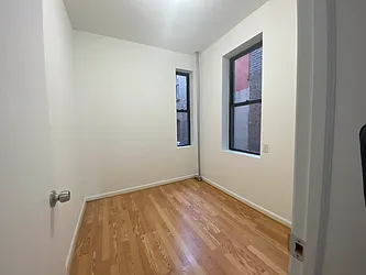 Rented by Urban Real Estate Property Group Inc
