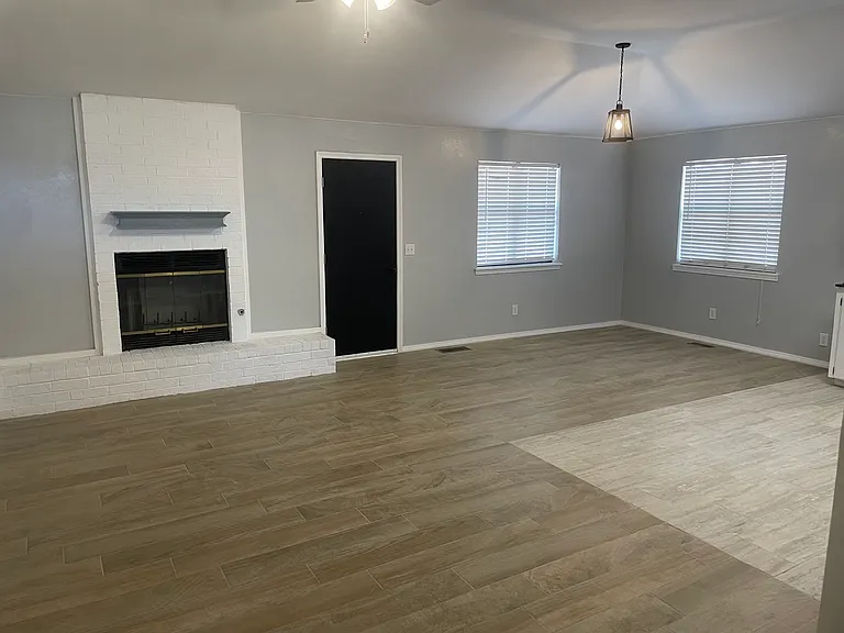 8425 Breezewood Dr — Photo 12