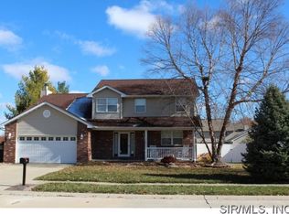 1503 Prairie View Dr, Edwardsville, IL 62025