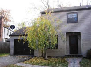 28 Sycamore Dr, Beacon, NY 12508