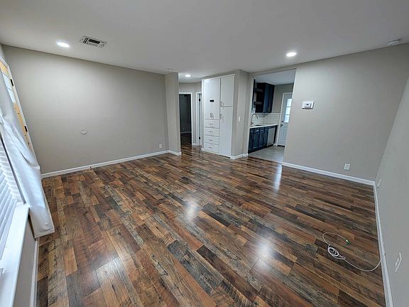 3rd image of 2216 Hasley Dr