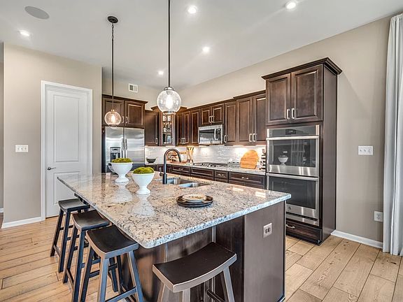 Kitchen with center island