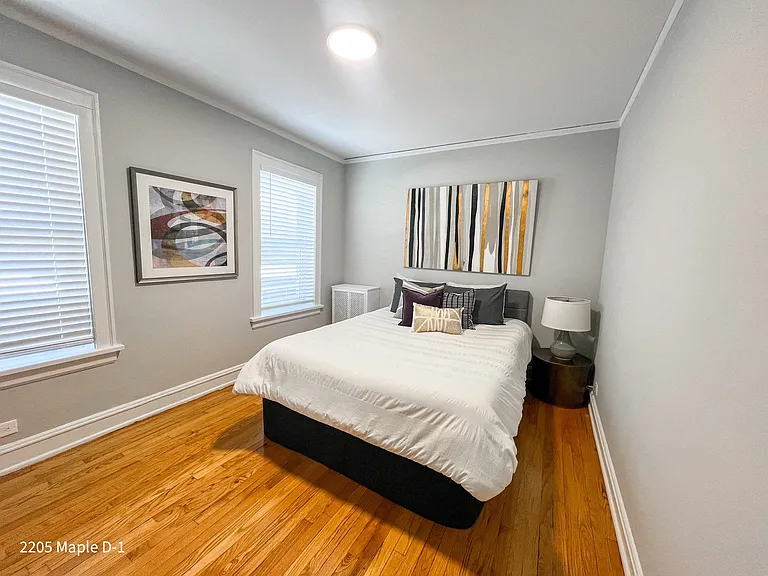 2201-07 Maple Ave — Photo 6