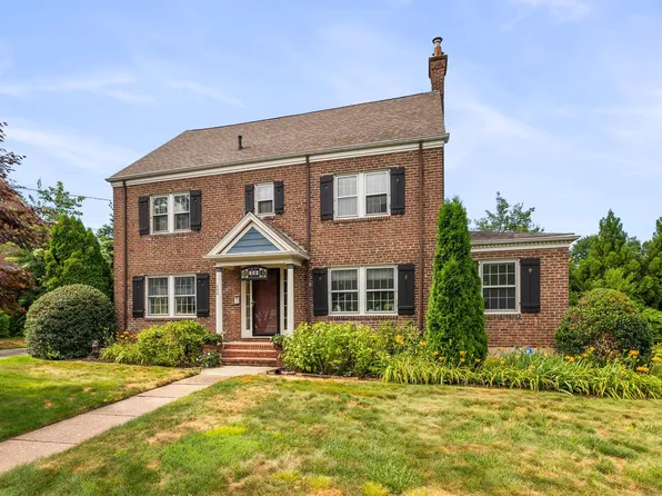 602 Park Road, West Hartford, CT 06107
