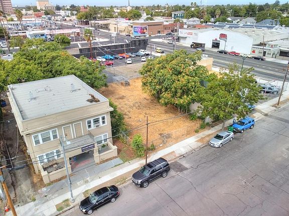 4th image of 227 N Aurora St