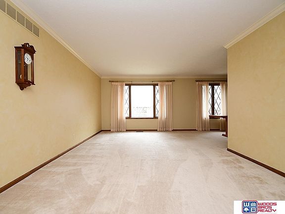 5th image of 6030 Rosebud Cir