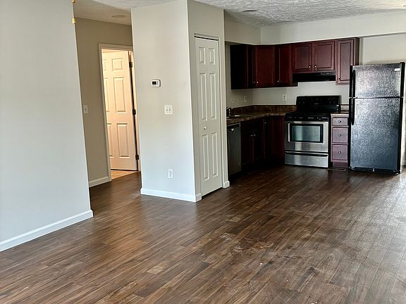 2nd image of 2006 W G St APT 11