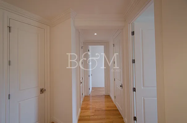 Rented by Brick&Mortar | media 42