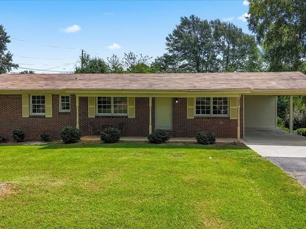 1802 Briarwood Ln SE, Cullman, AL 35055