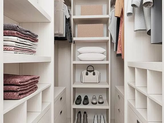 5th image of 434 E 52nd St APT 2G