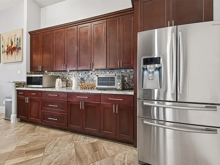 1214 Wesley Dr — Photo 23