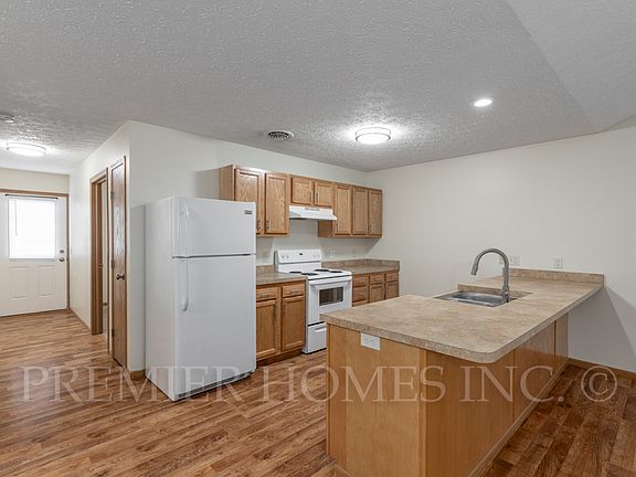 4th image of 866 Serenity Ln