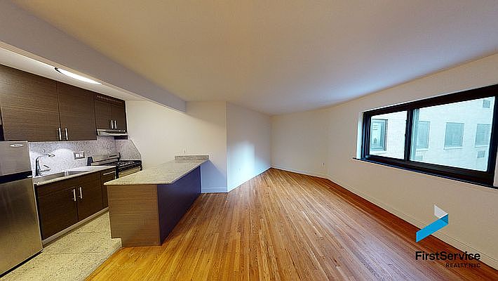 1st image of 50 Prince St APT 4A