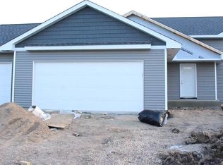 2201 Links St, Mankato, MN 56001