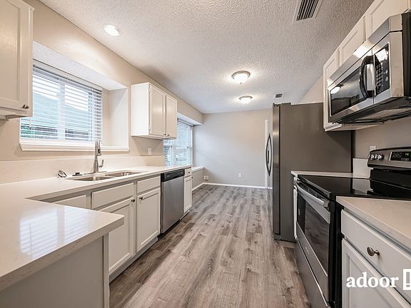 2nd image of 619 Pickard Dr