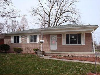 1st image of 35540 Elmira St
